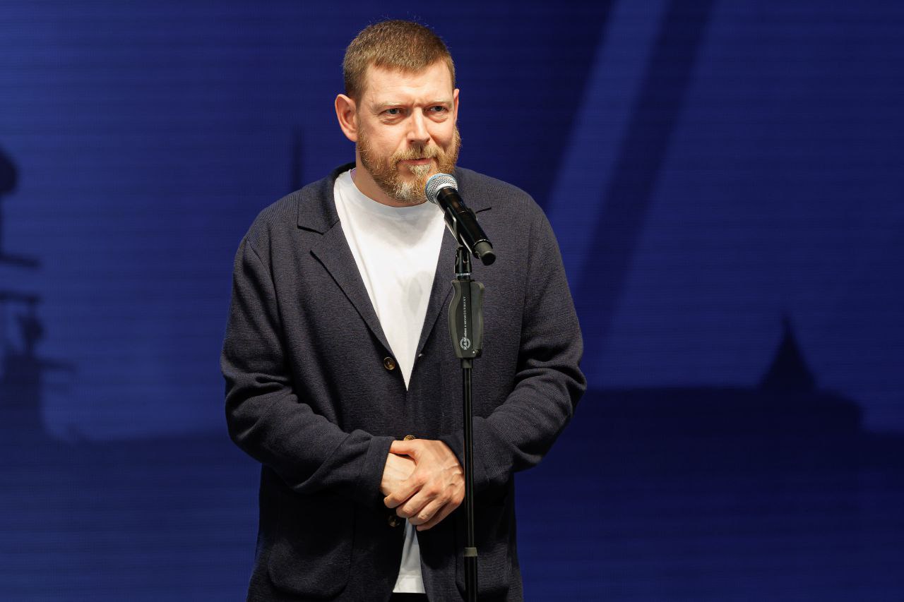 В конкурсе короткометражных фильмов кинофестиваля «Западные ворота» приняли участие 19 картин. Фильм «Неизбежность», режиссер Марина Петренко, получил приз за цельность и лаконичность режиссерского решения Фильм «Французский серый» режиссера Михаила Микоца отмечен за лучшее драматургическое решение. За лучший актерский ансамбль приз получил фильм «Ключ» режиссера Григория Пичула. Почетным дипломом жюри награждена режиссер Ольга Смелова за короткометражку «Просто скажи привет».