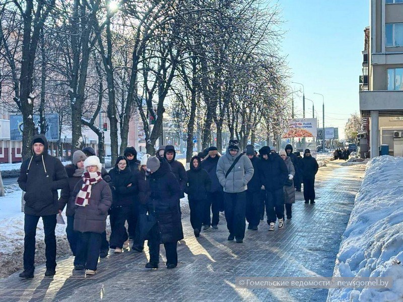 Как в Гомеле прошёл репетиционный централизованный экзамен Сегодня для всех одиннадцатиклассников страны школьные коридоры сменились на аудитории вузов и колледжей