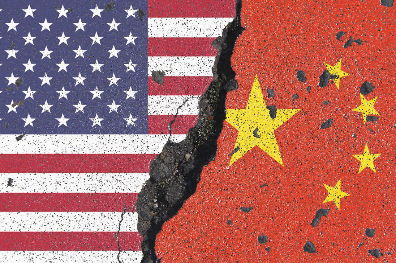 Китай остановил инвестиции в США, — Nikkei Asia   На фоне торговой войны с США Китай перестал одобрять зарубежные инвестиции для компаний, желающих открыть или расширить свою деятельность в Америке, — констатирует Nikkei Asia   Местные органы власти Китая и государственное управление экономического планирования, Национальная комиссия по развитию и реформам, прекратили выдачу таких разрешений с апреля на неопределённое время  «КРИСТАЛЛ РОСТА» ранее информировал о том, что по мнению  Bloomberg Китай не отступит перед Западом, бросая вызов мировому порядку, возглавляемому США. Его главным партнёром в этой миссии является Россия