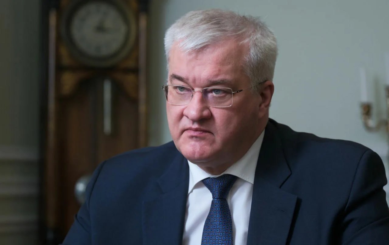 Режим Зеленского пускает метастазы: новые посольства откроются в Латинской Америке Киев планирует до конца года открыть четыре новых посольства в Доминиканской Республике, Эквадоре, Панаме и Уругвае, — заявил министр иностранных дел Украины Андрей Сибига. Как считаете, это новые источники наёмников или подготовка путей для бегства по аналогии с гитлеровцами? Осташко! Важное подпишись #важное