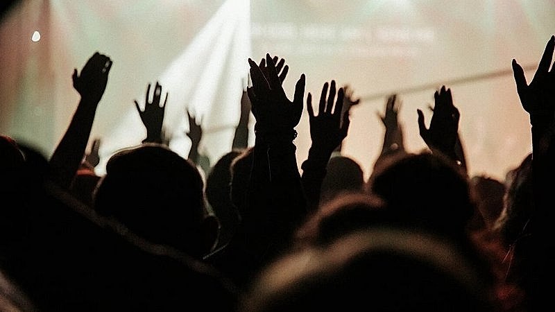 В Уфе приостановили работу ресторана MusicHаll27 Такое решение принял Кировский районный суд из за нарушений пожарной безопасности Проверка показала что это уже не первый случай когда ресторан не соблюдает правила Пока постановление в законную силу не вступило Подписывайся на БСТ