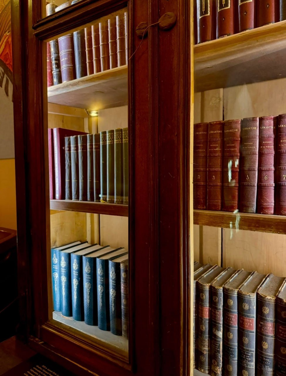 Библиотеки малых городов и сел Башкирии могут получить грант на цифровое развитие Цифровая экосистема МТС совместно с Российской государственной библиотекой и благотворительным фондом Система объявила о старте всероссийского конкурса Библиотечная Система в поддержку библиотек и специалистов библиотечного дела в селах малых и средних городах страны Принять участие в конкурсе смогут библиотечные учреждения и их работники из небольших до 100 тысяч населенных пунктов Башкортостана и других российских регионов Особое внимание уделяется территориям где библиотека зачастую остается одним из немногих доступных центров притяжения для местных сообществ Подробнее об условиях на Mkset