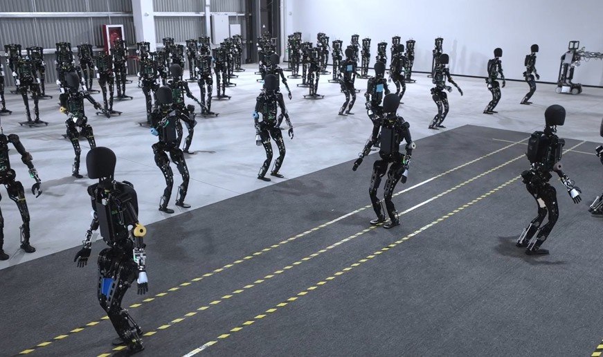 Передовые отрасли давно борются с проблемой поиска баланса между скоростью роста и риском возникновения пузырей с ней теперь столкнулся и сектор человекоподобных роботов заявили в Национальной комиссии по развитию и реформам Китая В стране свыше 150 производителей таких устройств и хотя отрасль пока не достигла зрелости уже стоит задача предотвратить распространение очень похожих моделей vc ru future 2620671