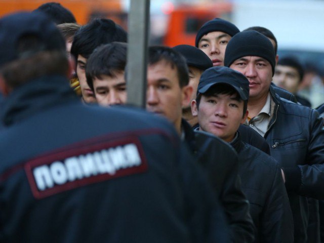 МИД Узбекистана предостерёг граждан в России от мошенников предлагающих поддельные документы Министерство иностранных дел Узбекистана предупредило что в России участились случаи подачи в консульства поддельных документов Ведомство призвало граждан не доверять объявлениям в соцсетях где обещают быстро и недорого оформить нужные бумаги Подробнее   anhor uz news mid 7 anhoruz Новости события мнения Мобильное приложение IOS Android