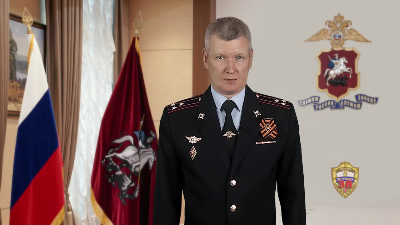 Мошенники обманули пожилых граждан и использовали курьеров для вывода средств