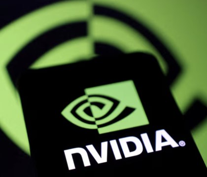 NVIDIA модифицирует ИИ-ускоритель H20 для Китая, чтобы обойти торговые ограничения — Reuters В прошлом месяце власти США сообщили NVIDIA, что для поставок ускорителей ИИ H20 в Китай теперь потребуется получать экспортные лицензии. Из-за усиления санкционного давления NVIDIA фактически потеряла огромный рынок сбыта. Однако компания вновь нашла выход. Читать далее