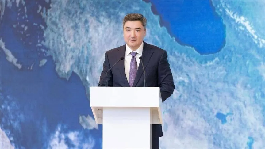 Премьер министр Казахстана отметил высокую динамику экономического сотрудничества с Турцией Торгово экономические и инвестиционные связи между Казахстаном и Турцией динамично развиваются Турция один из пяти основных торговых партнеров Казахстана Об этом премьер министр Казахстана Олжас Бектенов заявил на 14 м заседании Межправкомиссии по торгово экономическому сотрудничеству между Турцией и Казахстаном в Астане сообщила пресс служба главы казахстанского правительства в среду 15 апреля