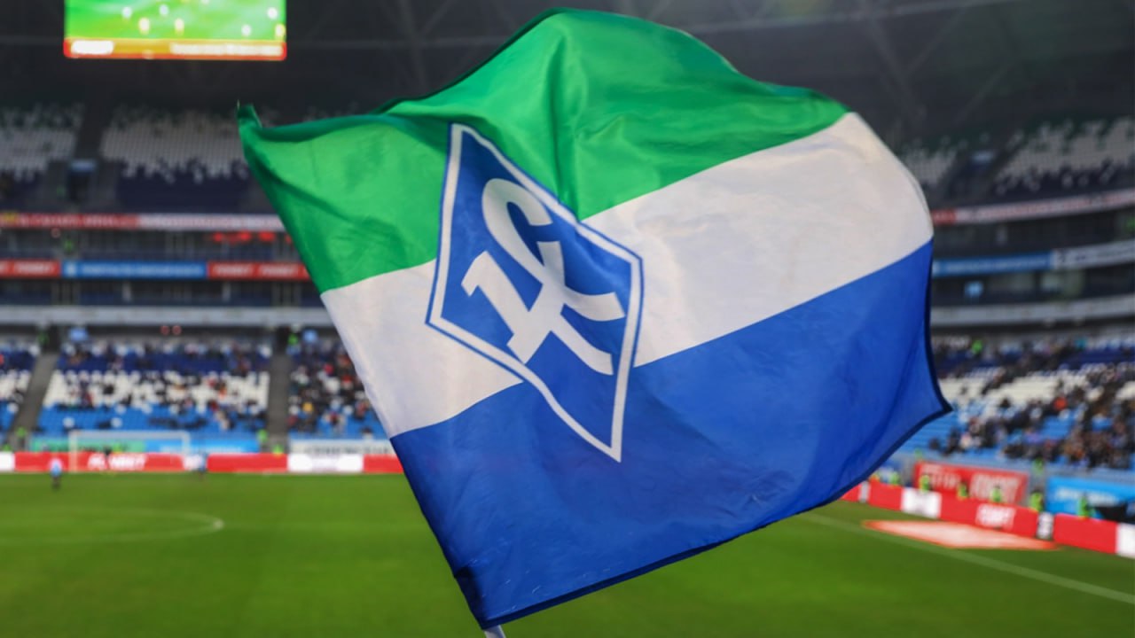 Самарские Крылья Советов сообщили о погашении миллиардного долга 2 февраля клуб и его руководство завершило работу по выплате долга перед компанией РТ Капитал Суммарно общий объем денежных средств доведенных до компании в счет долговых обязательств в течение последнего года составил почти 1 1 млрд рублей Этого удалось достичь благодаря внебюджетной поддержке и собственных средств клуба Напомним Крылья Советов занимали средства для финансовой поддержки еще в 2011 году но не выполняли обязательства по погашению долга последние 10 лет Жизнь клуба идет в плановом режиме со стороны региона и спонсоров ему обеспечено необходимое финансирование команда готовится к весенней части чемпионата ведется работа по усилению состава