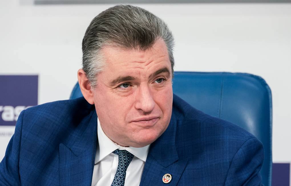 В Госдуме предложили полностью запретить аборты Леонид Слуцкий, лидер ЛДПР, предложил полностью запретить аборты в России, кроме случаев с медицинскими показаниями — он считает, что так можно поддержать рождаемость. Политик также назвал высокие ипотечные ставки «лучшей рекламой чайлдфри». Наш второй канал РУПОСТ 18+ Подписывайтесь.