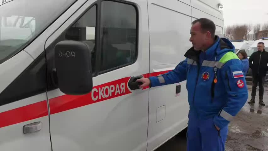 Чувашия и Калининград обновляют автопарки скорой помощи новыми реанимобилями