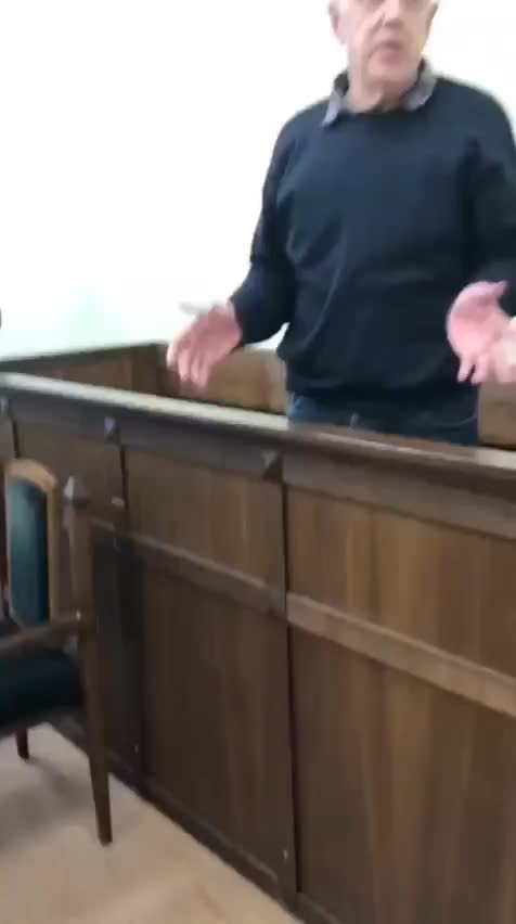 Суд в Латвии рассматривает дело правозащитника Александра Гапоненко