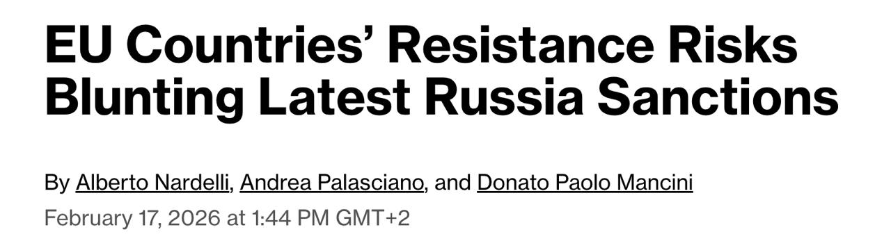 В ЕС нет согласия по новым санкциям против иностранных портов и банков которые Россия использует для незаконной продажи нефти сообщает Bloomberg со ссылкой на источники Италия и Венгрия выступают против санкций в отношении порта Кулеви в Грузии поскольку он также импортирует азербайджанский газ для Европы а Греция и Мальта выразили сомнения по поводу ограничений работы порта в Индонезии Италия и Испания не согласны на санкции в отношении банка на Кубе единственного который работает с иностранной валютой и обслуживает дипломатов и граждан ЕС Греция и Мальта также выражают опасения по поводу предложения заменить ограничение цен на российскую нефть запретом на морские услуги такие как страхование и транспортировка Этот шаг зависит от поддержки стран Большой семерки где США занимают неопределенную позицию Растущее сопротивление грозит свести на нет последний пакет санкций ЕС Сайт Страна X Twitter Прислать новость фото видео Реклама на канале Помощь