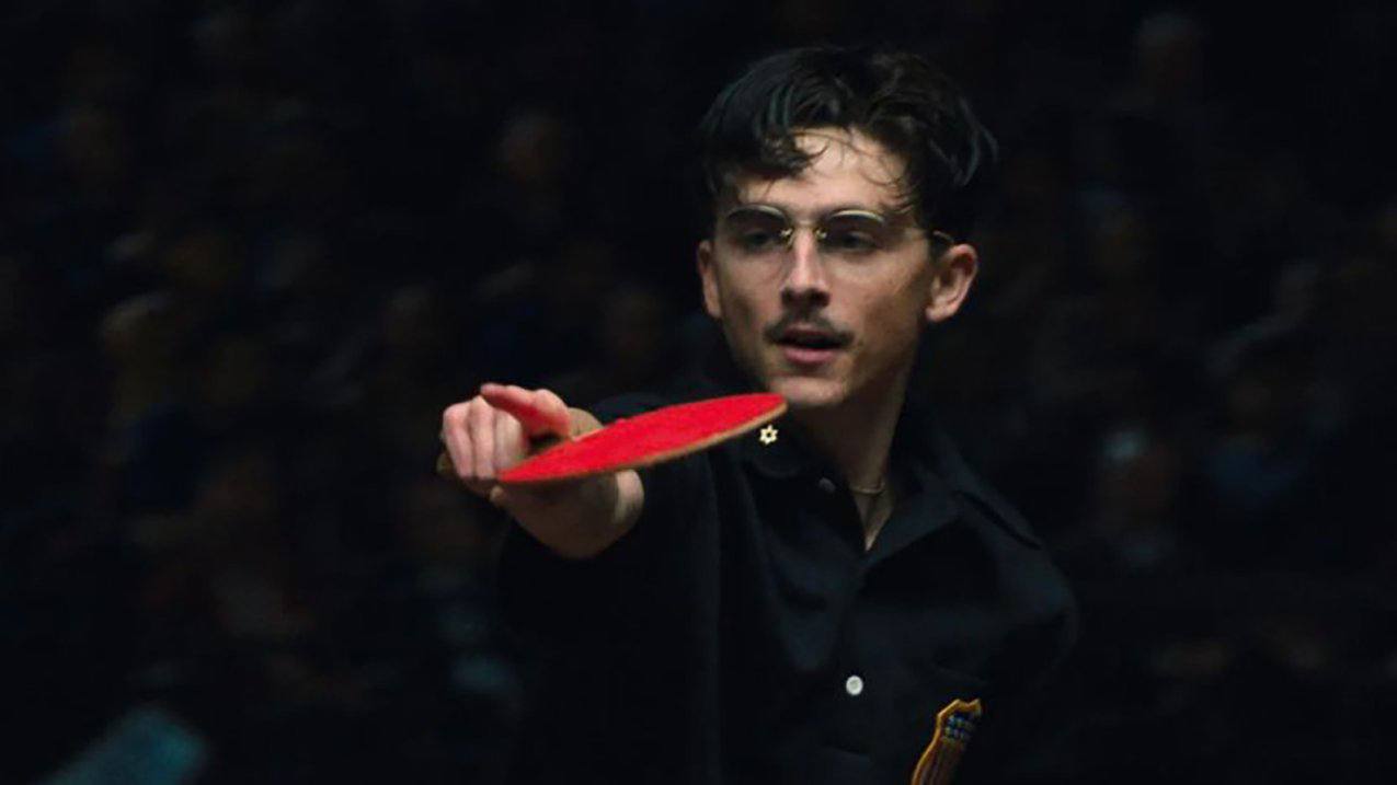 Картина Марти Великолепный стала самым кассовым фильмом американской студии A24 по результатам сборов в Северной Америке Лента которая вышла 25 декабря уже собрала в домашнем прокате 80 млн Кадр из фильма Марти Великолепный