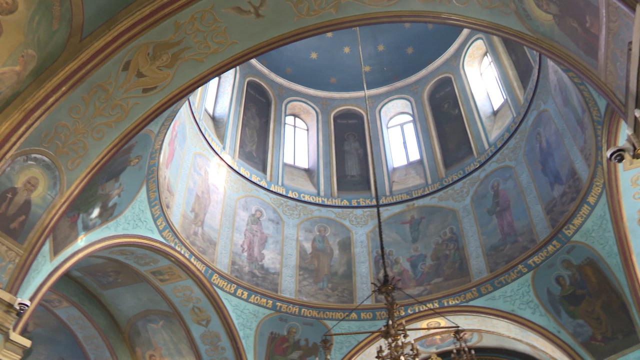 Великий покаянный канон преподобного Андрея Критского читают в Волгоградской области Сегодня митрополит Волгоградский и Камышинский Феодор проведет повечерие с чтением в 18 00 в храме иконы Божией Матери Всех скорбящих Радость в Городище Чтения проходят в первые четыре дня Великого поста Завтра православные соберутся в 17 00 в храме святой великомученицы Параскевы в Волгограде а 26 февраля в 18 00 в храме Всемилостивого Спаса Христа Примирителя Подписаться Перейти на сайт MAX