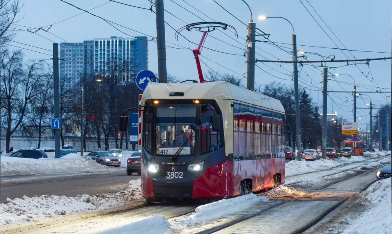 Начало реконструкции трамвайных путей на участке от улицы Игарской до станции метро Автозаводская перенесли с 1 на 21 февраля Причина обильные снегопады и невозможность складировать снег на специальных площадках Маршруты трамваев 8 и 417 сократятся после начала работ Они будут курсировать до остановки Станция метро Автозаводская на проспекте Ленина Подписаться на нас в MAX