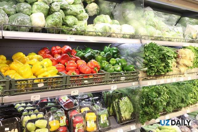 Экспорт плодоовощной продукции Узбекистана за 7 месяцев превысил 1 млрд В период с января по июль 2025 года Узбекистан экспортировал в зарубежные страны 1 3 млн тонн плодоовощной продукции на сумму более 1 млрд долларов США Такие данные приводит Национальное агентство по статистике в отчете о внешнеторговом обороте республики English O zbek tilida Ўзбек тилида На русском