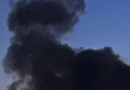 В Балаклее Харьковской области после удара ВС РФ виден столб чёрного дыма