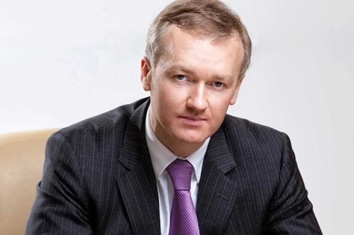 На юге Кипра обнаружено тело бывшего главы Уралкалий Владислава Баумгертнера Об этом сообщают СМИ со ссылкой на полицию британских баз на Кипре Мужчина вышел из своего дома 7 января и пропал на звонки и сообщения не отвечал Правоохранители вели поиски в прибрежной зоне и пещерах района Писсури Позже было обнаружено тело личность погибшего установили в ходе следственных мероприятий Подробности не раскрываются Владислав Баумгертнер возглавлял Уралкалий в 2005 2010 и 2011 2013 годах пресс служба Уралкалий