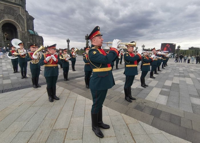 В Москве и Санкт-Петербурге 14 июня стартует проект «Военные оркестры в парках», он станет началом Международного военно-музыкального фестиваля «Спасская башня».