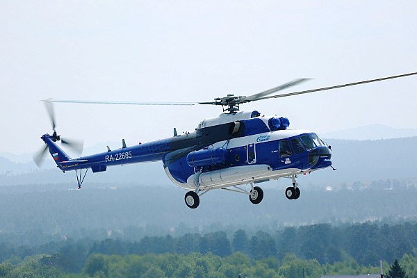 Ростех поставил «Газпром авиа» три вертолета Ми-8АМТ для обслуживания труднодоступных объектов Холдинг «Вертолеты России» Госкорпорации Ростех в рамках договора с компанией «Нацпромлизинг-Инвест» поставил три вертолета Ми-8АМТ в интересах авиапредприятия «Газпром авиа». Воздушные суда будут эксплуатироваться в Томском и Самарском филиалах компании. Об этом сообщает AVIA.RU со ссылкой на данные пресс-службы Ростеха. Машины произведены и поставлены входящим в «Вертолеты России» Улан-Удэнским авиационным заводом У-УАЗ , их летно-технические характеристики позволяют решать широкий круг задач в самых сложных климатических условиях. Новые вертолеты будут обслуживать нефтегазовые промыслы, геологические экспедиции и строительные объекты. aviaru.net/n284662