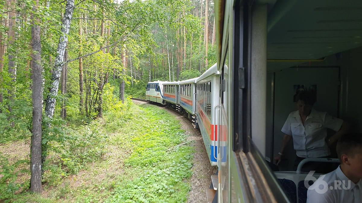 Новую линию наземного метро планируют в Екатеринбурге Маршрут соединит Солнечный Академический Широкую Речку и Юго Западный район В 2026 году создадут модель чтобы проверить насколько удобной и эффективной получится линия рассказал замначальника Мастерской генплана Сергей Шутов Само строительство пока под вопросом РЖД ещё не включило проект в свою программу 66 ру Подписаться Прислать новость