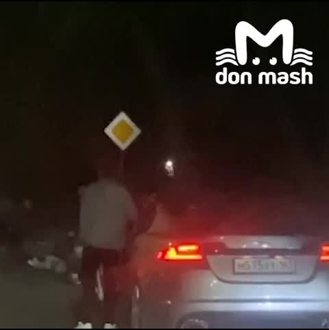 Массовые аварии в Ростове и Тамбове: пострадавшие среди молодежи и детей