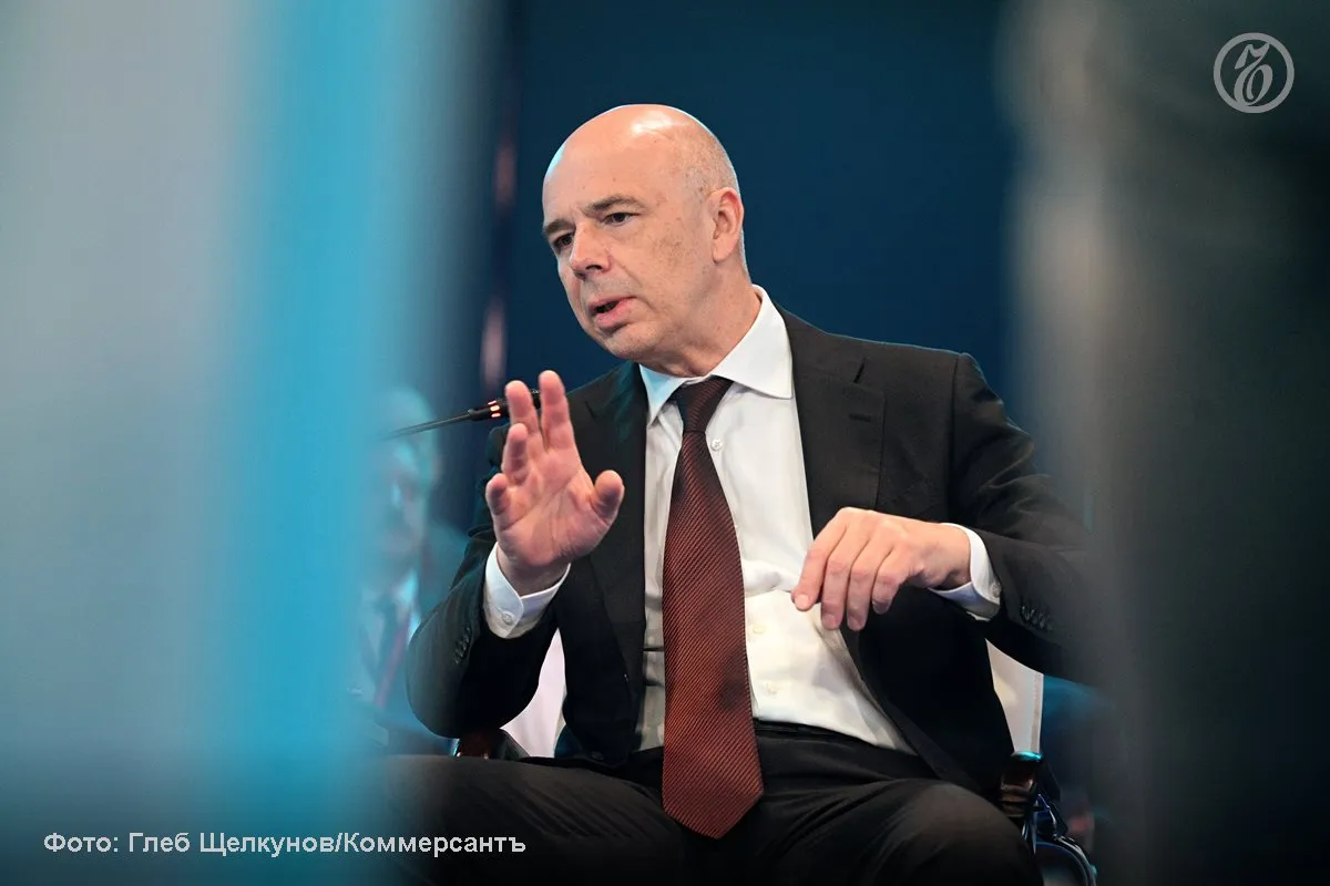 Бюджет России получит 200 млрд руб доходов из за повышения цен на нефть Об этом заявил глава Минфина РФ Антон Силуанов в интервью ИС Вести Мы их дополнительные доходы Ъ ждем Но я сразу хочу сказать что уровни поступлений и недопоступлений доходов за последние два месяца одинаковые сказал господин Силуанов По его словам упомянутые показатели друг друга уравновесят Подписывайтесь на Ъ в Telegram в MAX Оставляйте бусты