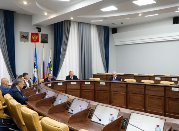 Систему видеонаблюдения обсудили депутаты думы Иркутска В настоящее время на территории города в соцучреждениях проходит модернизация оборудования Читать подробнее на сайте