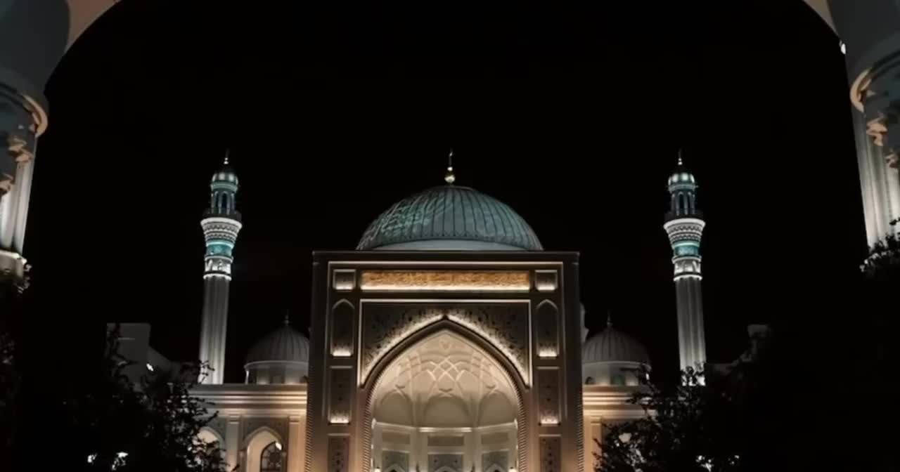 Начало священного месяца Раджаб: важность молитвы и добрых дел