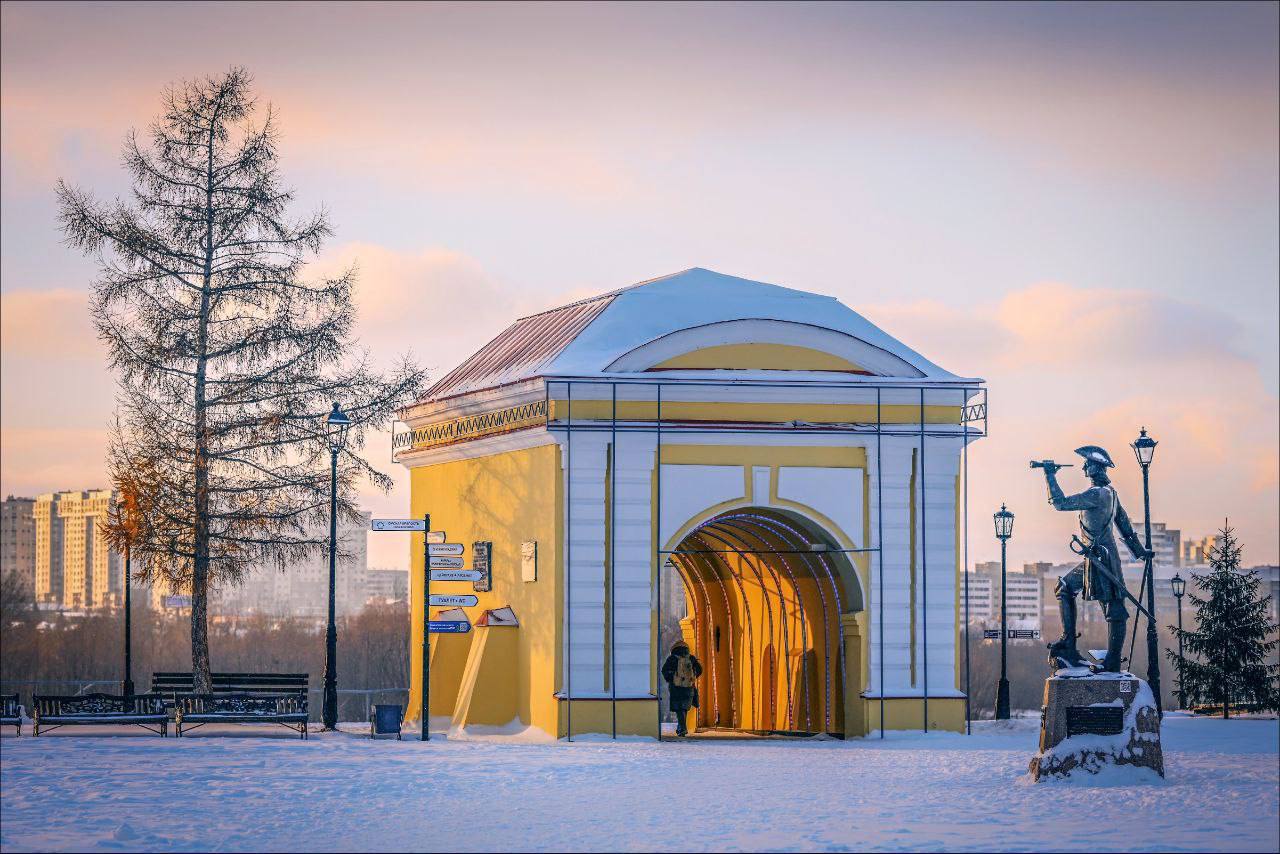 Продолжаем работу над проектом обновления набережной Иртыша Рассмотрели концепцию благоустройства участка от Иртышских ворот до улицы Ивана Алексеева Также в этом году стартуют работы по участку береговой линии от улицы Таубе до улицы Фрунзе С началом сезона продолжится благоустройство и в районе парка Зелёный остров Задача сделать омскую набережную комфортной и удобной для жителей а также гостей нашего региона Виталий Хоценко в МАХ