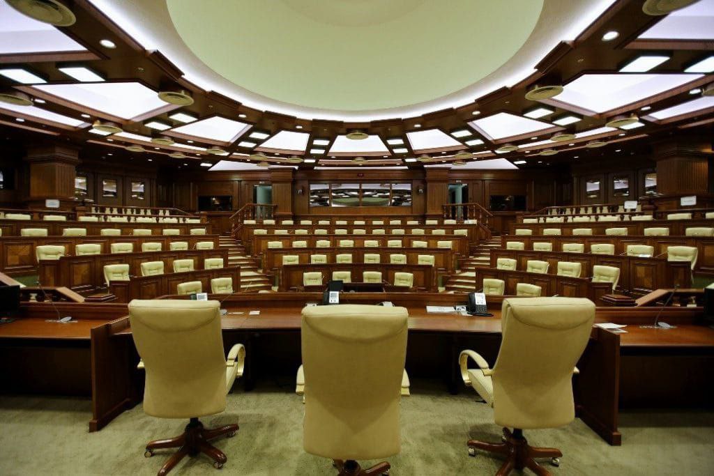 Парламент Молдовы откроет осеннюю сессию 1 сентября newsmd24