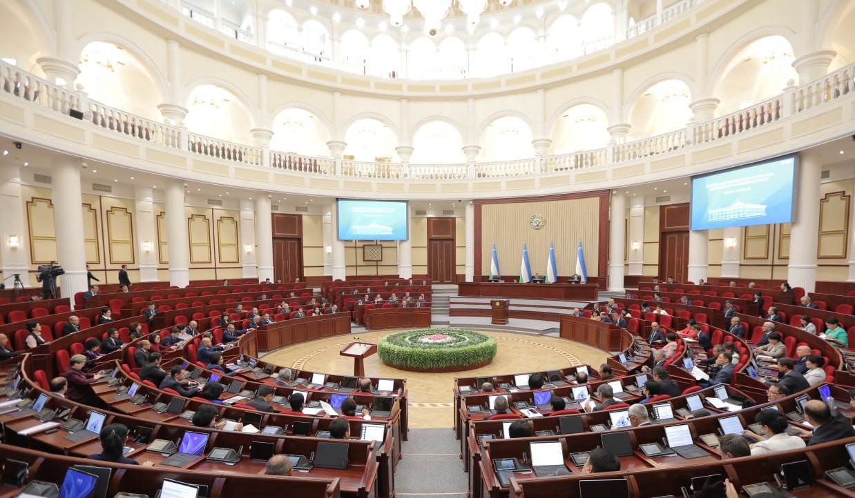 Узбекские депутаты одобрили ратификацию договора о точке стыка границ с Таджикистаном и Кыргызстаном   repost uz senat teper rassmotrit Подписывайтесь на Repost