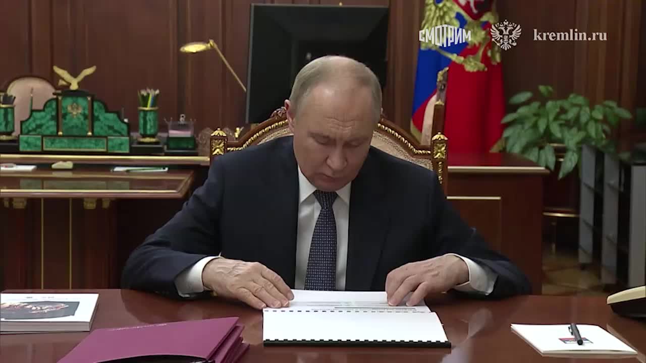 Путин обсудил итоги Международного юридического форума с Министром юстиции