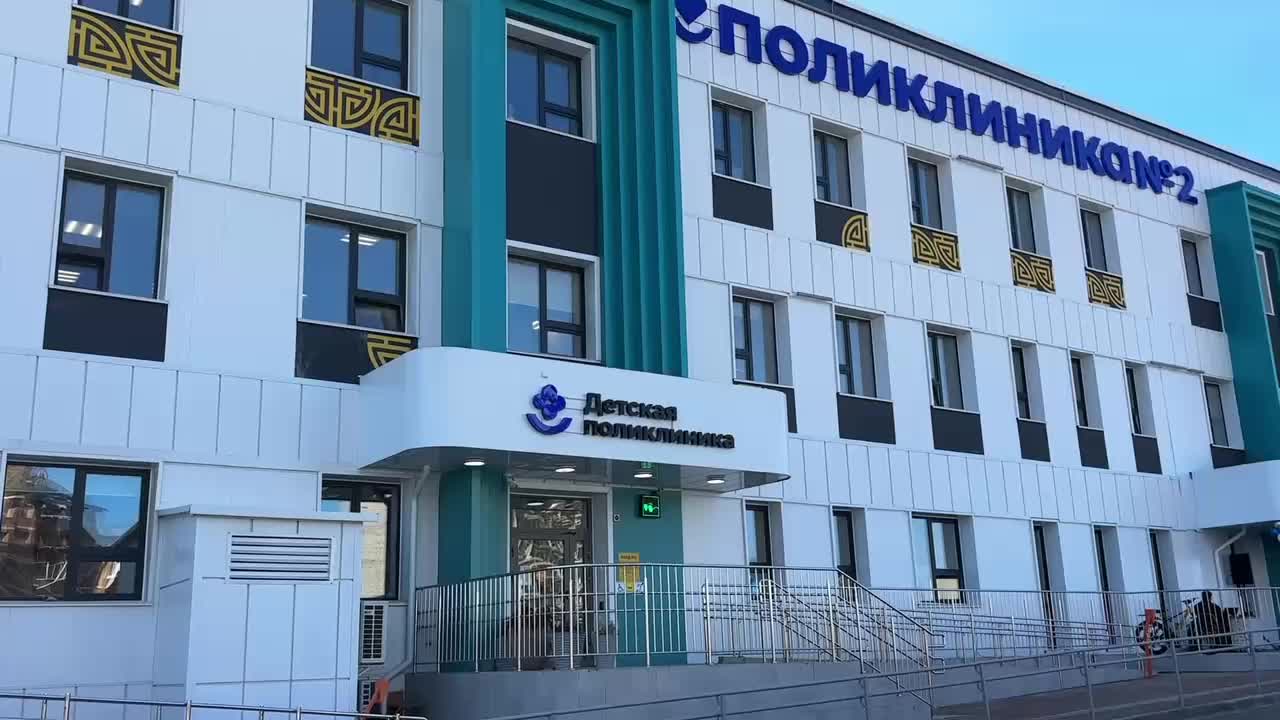 В Хоринском районе завершается строительство новой поликлиники