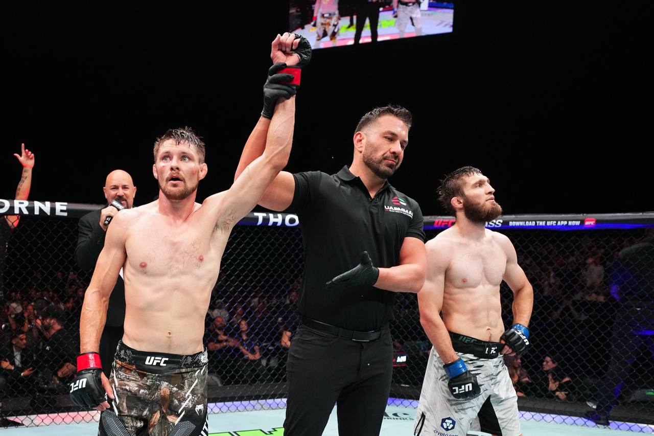Саид Нурмагомедов проиграл американцу Брайсу Митчелу на турнире UFC в Абу-Даби. Поражение стало для дагестанца вторым подряд в UFC.