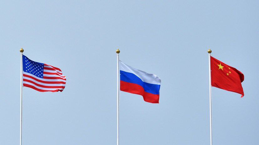 Британцы назвали самыми могущественными странами США, Китай и Россию. По данным социологического исследования, проведенного компанией More in Common, 72% опрошенных назвали самой могущественной страной США, в первую тройку также вошли КНР 54% и РФ 37% . Великобритания оказалась на пятой строчке 17% позади ЕС 18% . Шестое место делят между собой Израиль и Саудовская Аравия по 7% .