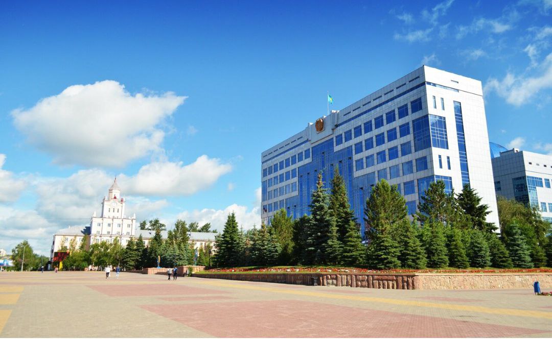 В Костанайской области приостановлено подключение к свету и газу: причины Из-за дефицита мощностей по газу и электроэнергии в Костанае и ряде районов области приостановлена выдача техусловий на подключение. Это касается не только крупных объектов, но и малых, а также заявок физлиц. Такая ситуация, по признанию властей, тормозит реализацию инвестиционных проектов, сообщает inbusiness.kz. /atamekenbusiness