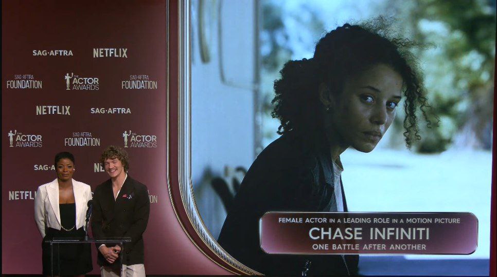 Объявили номинантов на Actors Awards это новое название премии от Гильдии актеров Америки В лидерах Битва за битвой Грешники Киностудия и Больница Питт Но есть вопросики почему нет ни одного актёра из Сентиментальной ценности и Стеллана Скарсгарда в частности Вопросики и по Джоэлу Эдгертону из Снов поездов Непорядок Зато порадуемся за звёздочку Чейз Инфинити с её первой серьёзной актёрской номинацией а Юрия Колокольникова поздравим с коллективной номинацией за Белый лотос   meownauts