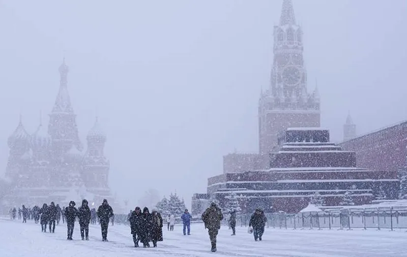 Снегопады обрушатся на Москву уже послезавтра синоптики В четверг и пятницу выпадет до 8 см снега bankoffo