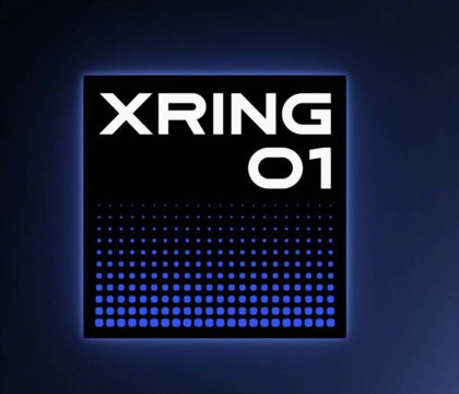 Xiaomi анонсировала фирменный процессор XRING O1 для смартфонов В сети уже давно ходят слухи, что Xiaomi готовит свой фирменный процессор для смартфонов. Теперь эта информация подтвердилась официально, поскольку состоялся анонс чипа. Основатель Xiaomi Лей Цзюнь опубликовал в социальной сети Weibo постер, который сообщает название процессора — XRING O1 он же Xuanjie O1 . Читать далее
