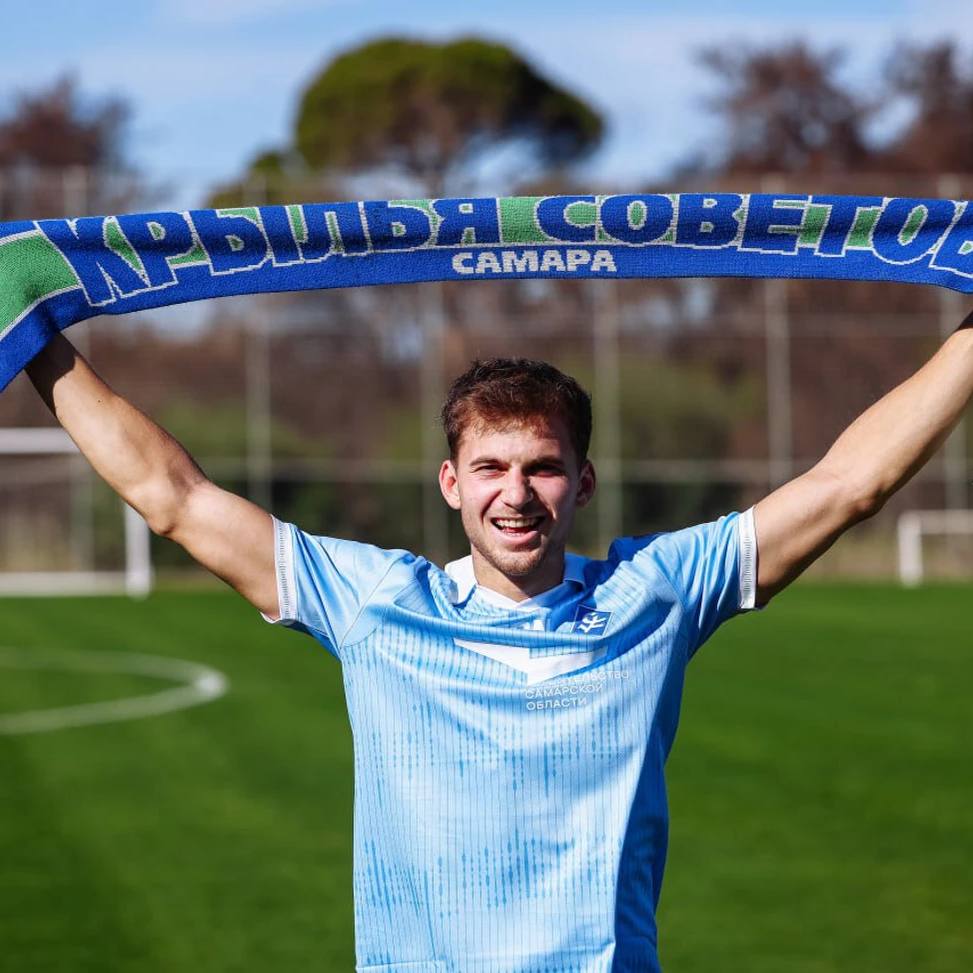 Капитан Зенита 2 Столбов перешел в Крылья Советов В прошлом году он набрал 14 6 8 очков в 22 матчах в Leon Второй лиге   Все рекорды сезона в приложении ГОЛ