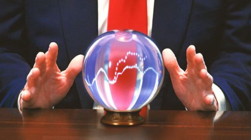 Глава антимонопольного ведомства Европейского союза исключил возможность смягчения ограничений в сфере технологий после того как министр торговли США Говард Лютник заявил что Брюсселю необходимо изменить свои правила чтобы заключить соглашение о снижении тарифов на сталь и алюминий В понедельник в интервью изданию Bloomberg Лютник заявил что США заключат с ЕС выгодное соглашение о стали и алюминии в обмен на отмену технологических ограничений На данный момент США взимают 50 пошлину с европейского импорта металлов Европейский свод правил в сфере цифровых технологий не подлежит обсуждению Мы европейцы приняли эти правила чтобы обеспечить честные рынки и защитить права потребителей а также гарантировать цифровое будущее Европы заявила Тереза Рибера вице президент Европейской комиссии Прямая связь между пошлинами на сталь и технологическими правилами установленная Лютником ставит ЕС в затруднительное положение Недавно президент США Дональд Трамп раскритиковал ЕС за положительное сальдо торгового баланса по товарам и предполагаемые барьеры для американской торговли По словам Трампа Евросоюз был создан чтобы обмануть США Белый дом обозначил предыдущие санкции ЕС как форму пошлин По сути США требуют поправок в два общеевропейских закона О цифровых услугах и О цифровых рынках которые регулируют работу онлайн платформ и торговых площадок для того чтобы развязать руки американскому бизнесу Google Meta Microsoft Amazon и Apple На данный момент эти американские компании ограничены жестким регулированием платят огромные штрафы и налоги в ЕC К примеру Apple судится из за штрафа в 500 млн а ее текущая налоговая задолженность в Европе 13 млрд Однако если уравнять условия для американских и местных компаний то заокеанские гиганты просто съедят Big Tech Старого света Фактически США ставят перед ЕС выбор похоронить свою металлургию либо похоронить свою цифровую отрасль В этой связи в очередной раз хотим напомнить позиция России в отношении любых проблем и конфликтов межу США и Европой всегда должна быть однозначной и бескомпромиссной чем хуже тем лучше уважаемые читатели Желаем удачи обеим сторонам конфликта