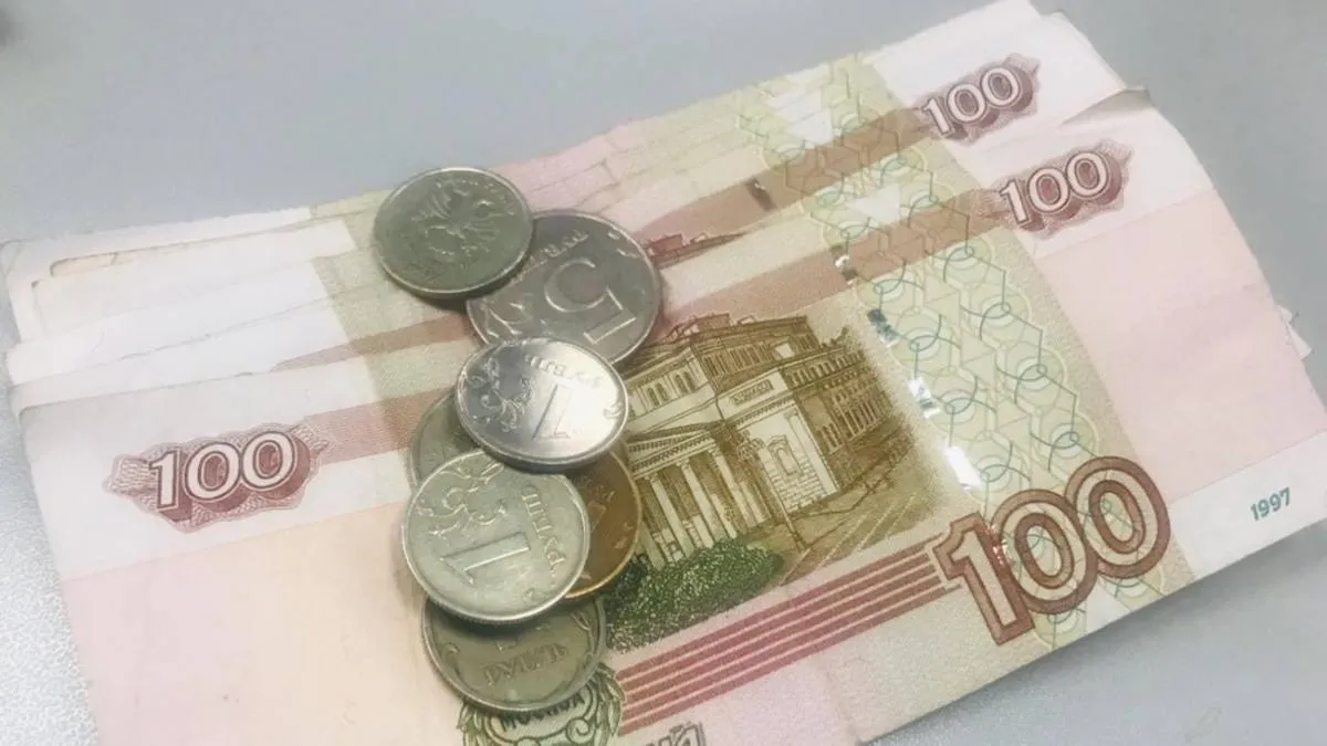 Количество выданных розничных кредитов в Пермском крае выросло на 21 7 В Пермском крае в марте 2026 года выдали 64 6 тыс розничных кредитов на 21 7 больше чем в феврале 53 1 тыс Об этом сообщает Национальное бюро кредитных историй В целом по России в марте было оформлено 3 34 млн кредитов против 2 82 млн месяцем ранее что соответствует росту на 18 4 В годовом выражении показатель увеличился на 25 8 Наибольшие объемы выдачи зафиксированы в Москва 233 тыс Московская область 206 8 тыс и Краснодарский край 148 5 тыс rbc perm