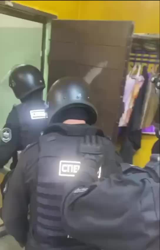 Суд заменил срок начальника ИК-9 на принудительные работы, в Калужской области пресекли экстремистскую ячейку