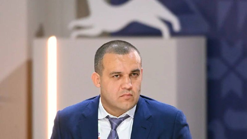 РБК Краснодар Владелец Рольфа Умар Кремлев инвестировал в сертификацию товаров Акционер инвестиционно строительного холдинга AVA Group Умар Кремлев приобрел контрольные доли в компаниях Сертификейшен Групп и Серконс специализирующихся на испытаниях и сертификации продукции Сумма сделки с Серконс оценивается не менее чем в 3 млрд рублей Объединение ресурсов и компетенций этих двух лабораторных центров позволит оптимизировать процессы снизить издержки и ускорить производство что позитивно скажется на экономических показателях бизнеса и территории Читать подробнее подробнее на канале РБК Краснодар