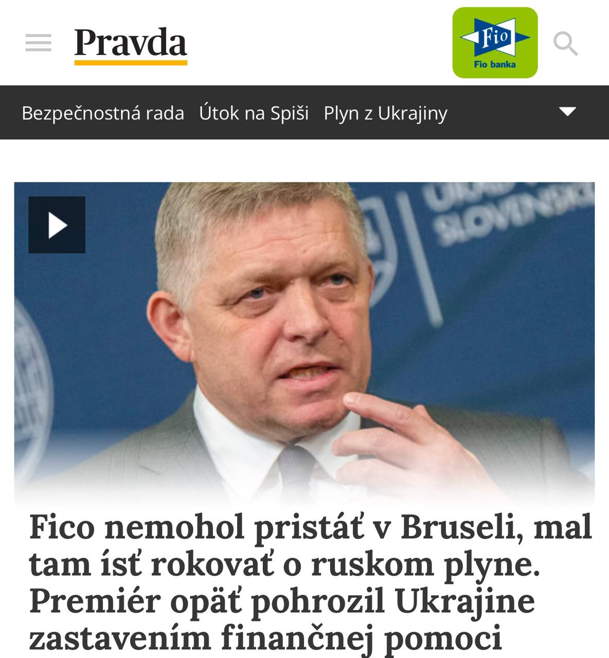 Бельгия не пустила самолет с премьером Словакии Фицо из-за сбоя у диспетчеров  Причиной технического сбоя в аэропорту Брюсселя стал отказ основного радара Центра контроля за безопасностью авиасообщения.  «В пути в Брюссель нам передали информацию о закрытии воздушного пространства над аэропортом из-за технических причин. Пилоты сообщили мне, что нам придется кружить над Брюсселем не менее полутора часов, что означает, что мы уже не успеем на запланированную встречу с главой Европейской комиссии и комиссаром по энергетике», - сообщил Фицо.  Премьер-министр Словакии Роберт Фицо хотел обсудить с главой ЕК Урсулой фон дер Ляйен и еврокомиссаром по энергетике Даном Йоргенсеном ситуацию с остановкой Киевом транзита газа через украинскую территорию в Европу.