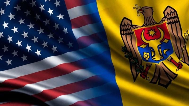‼ Молдова просит отсрочки, но США молчат.  Госсекретарь Министерства экономического развития и цифровизации Кристина Чебан сообщила, что власти Молдовы попросили США отложить введение 25-процентных пошлин на молдавские товары. Запрос об отсрочке уже направлен в Вашингтон, однако ответа пока не поступило.  «Я не хочу говорить, будет ли предоставлена отсрочка или нет, но такая возможность существует», — заявила Чебан.  Напомним, новые таможенные пошлины на молдавские товары начали действовать с 1 августа. Под них подпадают все категории продукции, включая алкоголь, вино, соки, изделия из пластика, текстиль и другие товары.