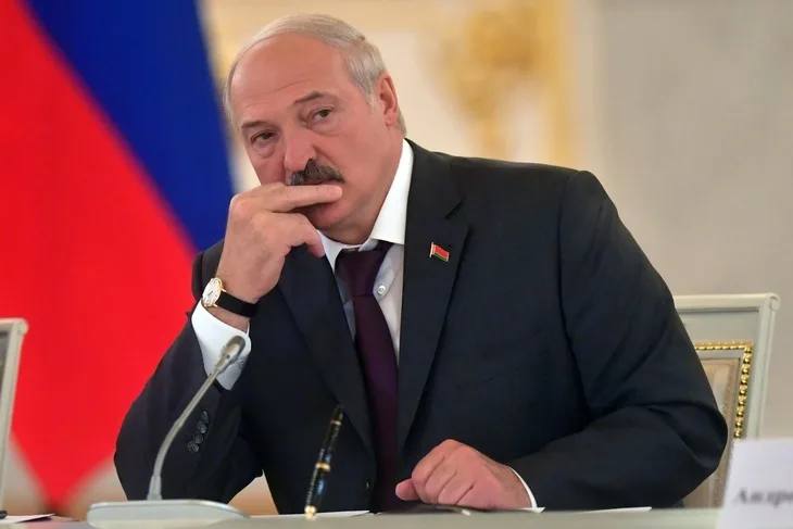 Лукашенко заявил что не хотел бы управлять страной авторитарно но по другому не получается bankrollo