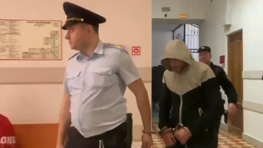 Убийца и насильник двухлетней девочки осужден Самарским облсудом пожизненно. Именно на таком наказании настаивал в прениях государственный обвинитель, и суд полностью согласился с позицией прокурора: