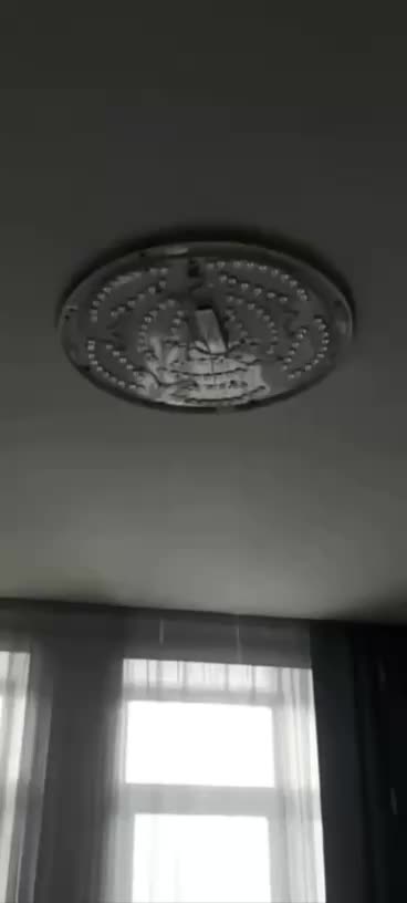 Следственный комитет и жильцы Барнаула реагируют на затопление многоэтажки